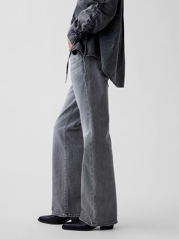 Image 3 of 6, Mid Rise Relaxed Flare Jeans