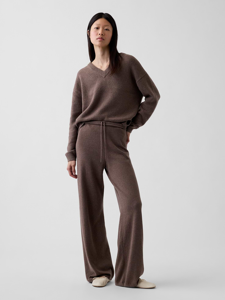 Image 5 of 6, CashSoft Oversized V-Neck Sweater