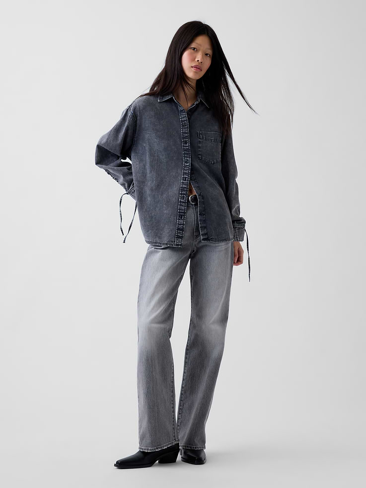 Image 1 of 6, Fit: Fits close at the waist & hip with slight ease through the thigh & a relaxed flared leg.​, Fabric: 99% Cotton, 1% Stretch., Stretch: Low Stretch Jeans. Looks like vintage denim but feels like you've had them forever. ​Easy & comfortable with a little secret stretch., Rise: Mid Rise Jeans., Look: A relaxed flare jean in a grey wash., Details: Zip fly & five-pocket styling., Responsibly Made: This jean is part of our water-saving Washwell program. Compared with conventional wash methods, Washwell uses at least 20% less water., Made with 94% Protocol cotton verified by the U.S. Cotton Trust Protocol, a program which works with farms committed to improving their environmental footprint by minimizing water usage and improving soil health (Claim No. 10127)., Made with 5% recycled cotton. Compared to virgin materials, using recycled materials helps reduce resource use and waste., Product #1185269