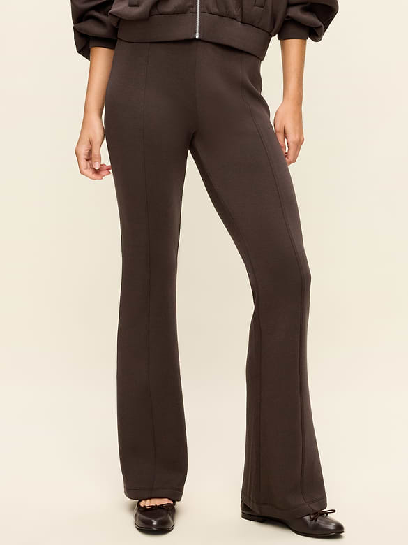 Pantalon jambe évasée à taille haute en molleton raffiné