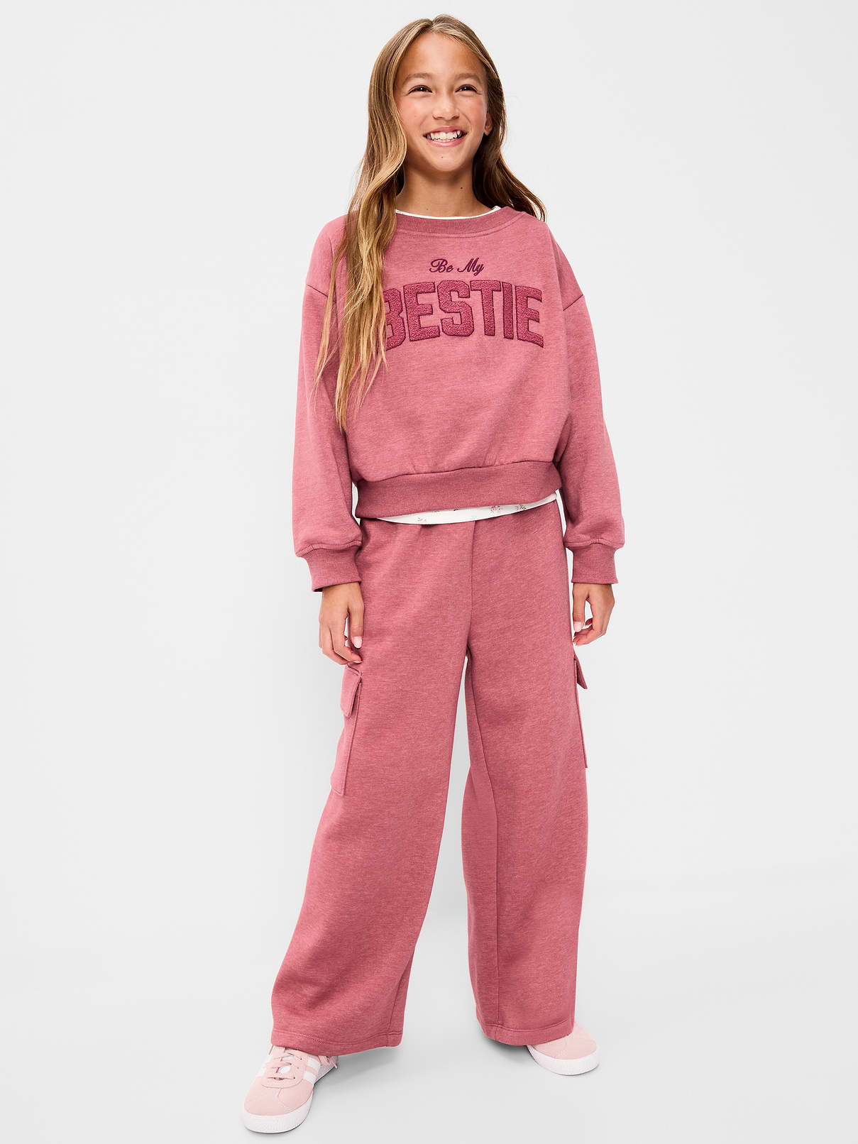 Image 4 of 4, Super Baggy Wide-Leg Cargo Sweatpants for Girls