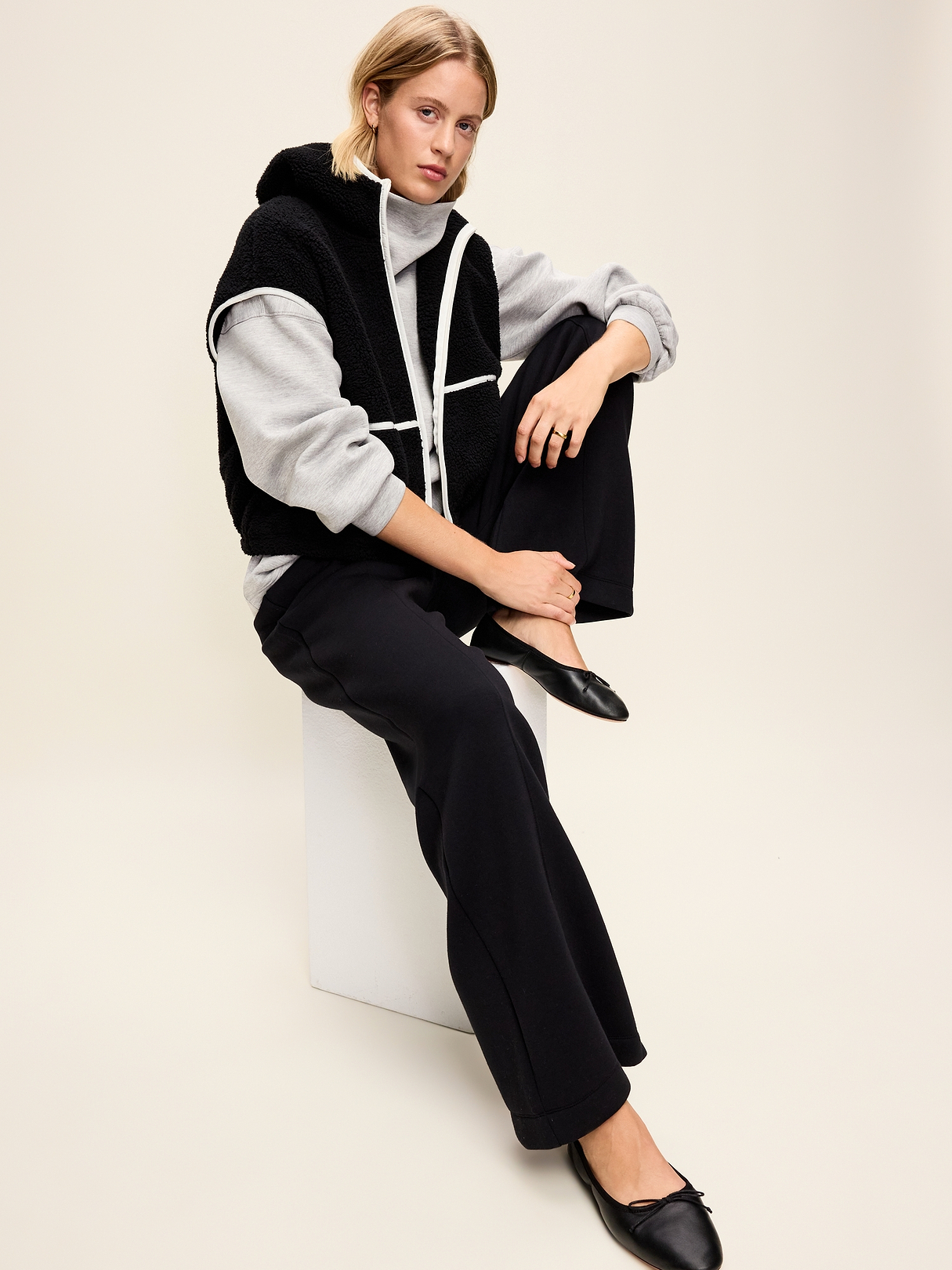 最終値下げ fekete umbro gathered hoodie vest Hooded Sherpa Vest | Old Navy