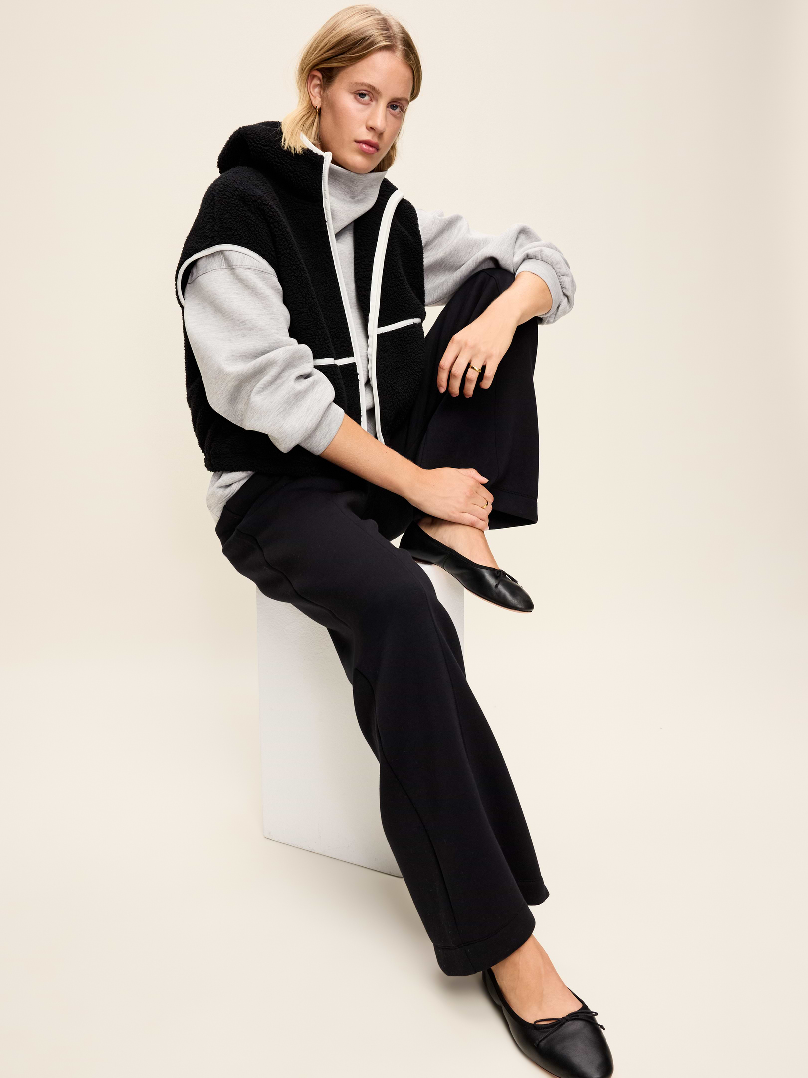ドローコード付き Black 00s oldNIKE nylon vest Hooded Sherpa Vest | Old Navy
