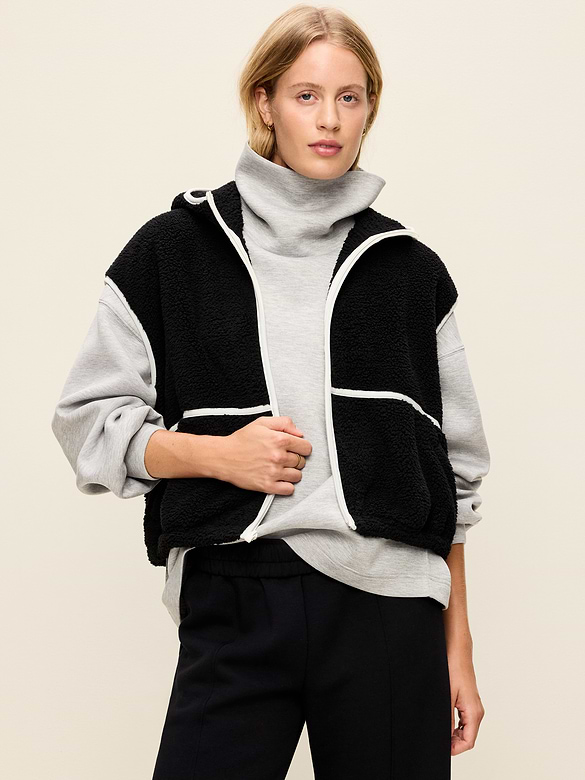 Hooded Sherpa Vest