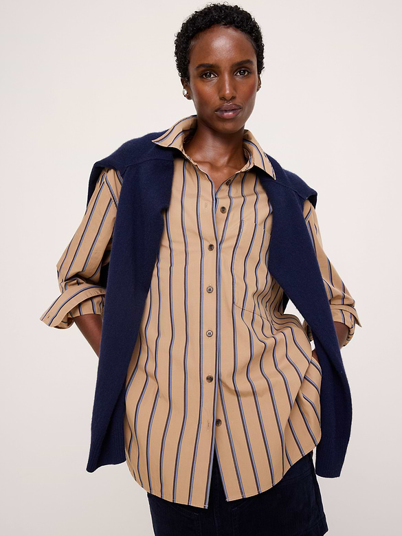 The Oversized Shirt in Cotton Poplin