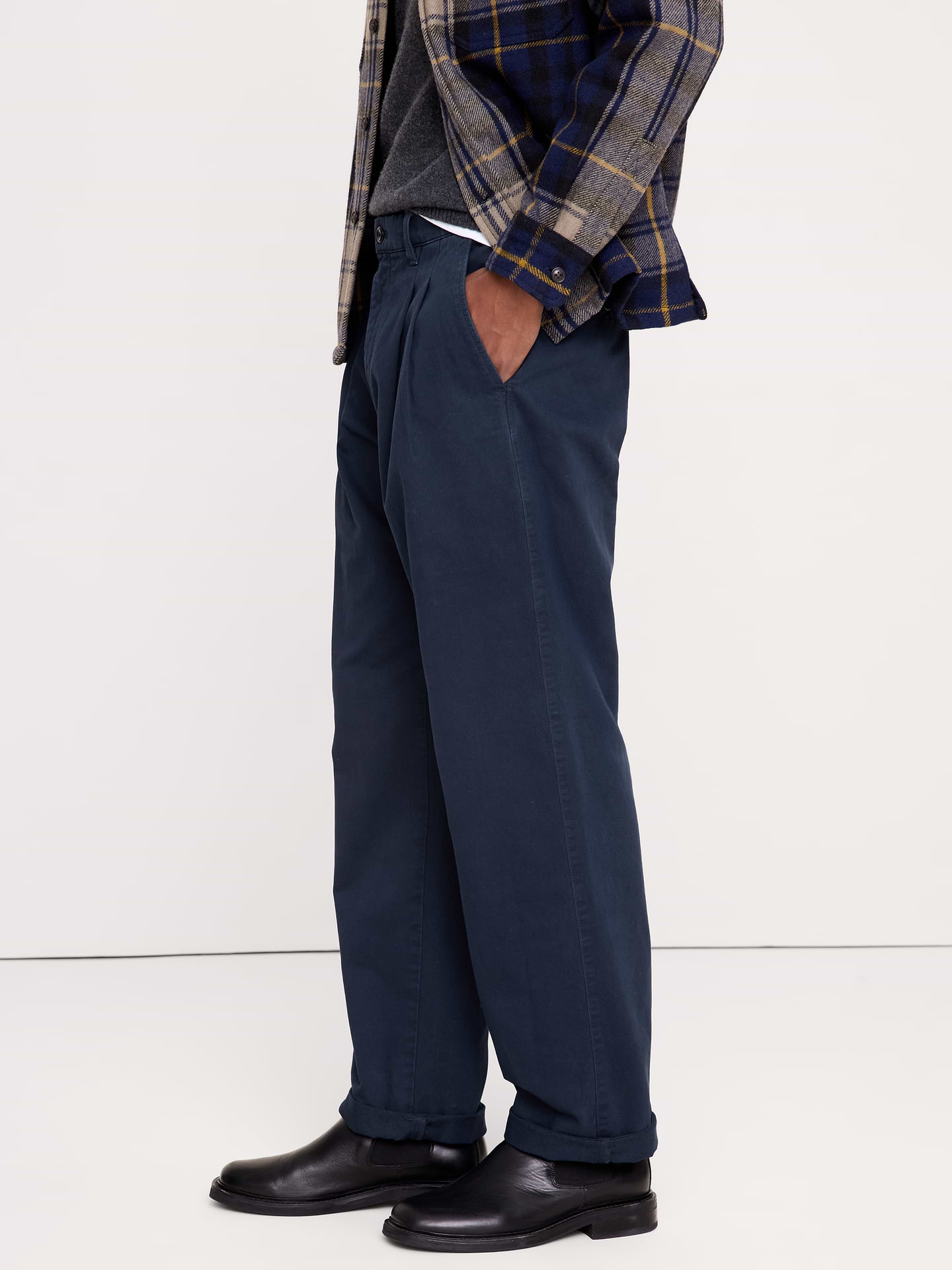 Image 4 of 8, Archive Reissue Straight Pleated Chino