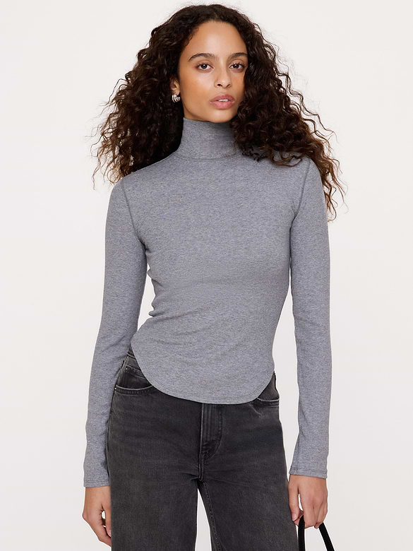 Ribbed Long-Sleeve Turtleneck T-Shirt