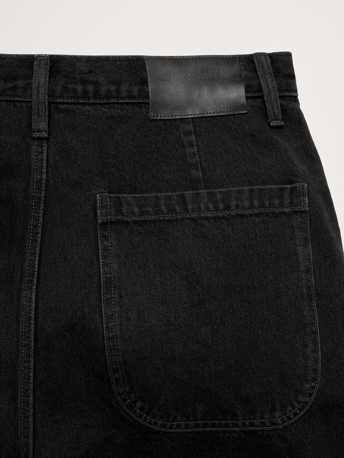 Image 7 of 8, Loose Authentic Jean