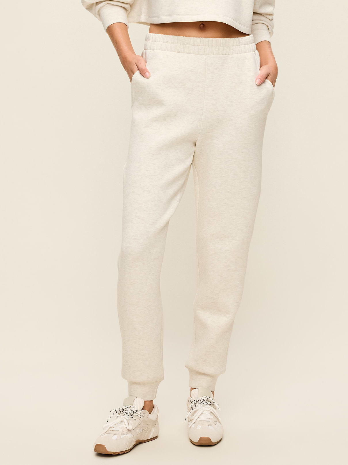 High-Waisted Bounce Fleece Jogger Sweatpants