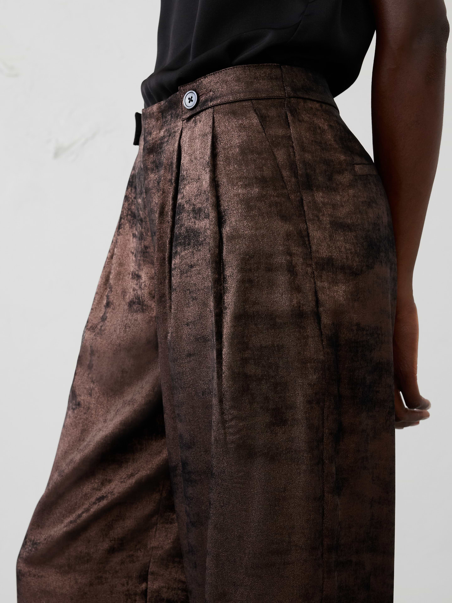 Image 3 of 5, Wide-Leg Mid-Rise Metallic Trouser