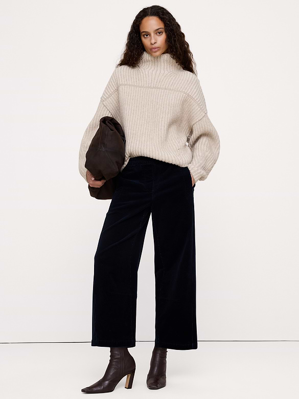 Mid-Rise Relaxed Corduroy Painter Pull-On Pant