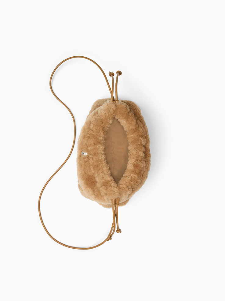 Image 6 of 6, Sherpa Pouchette