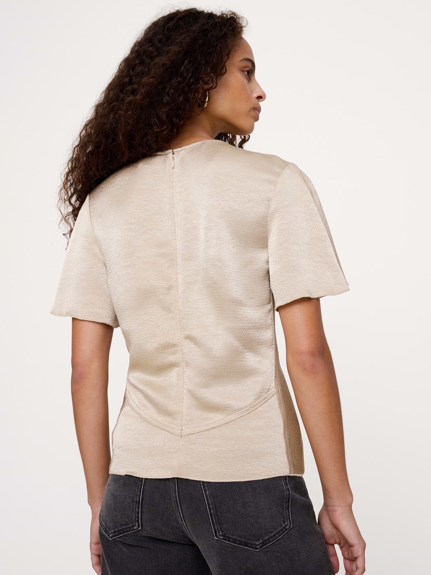 Image 2 de 5, Haut en satin martelé à taille froncée