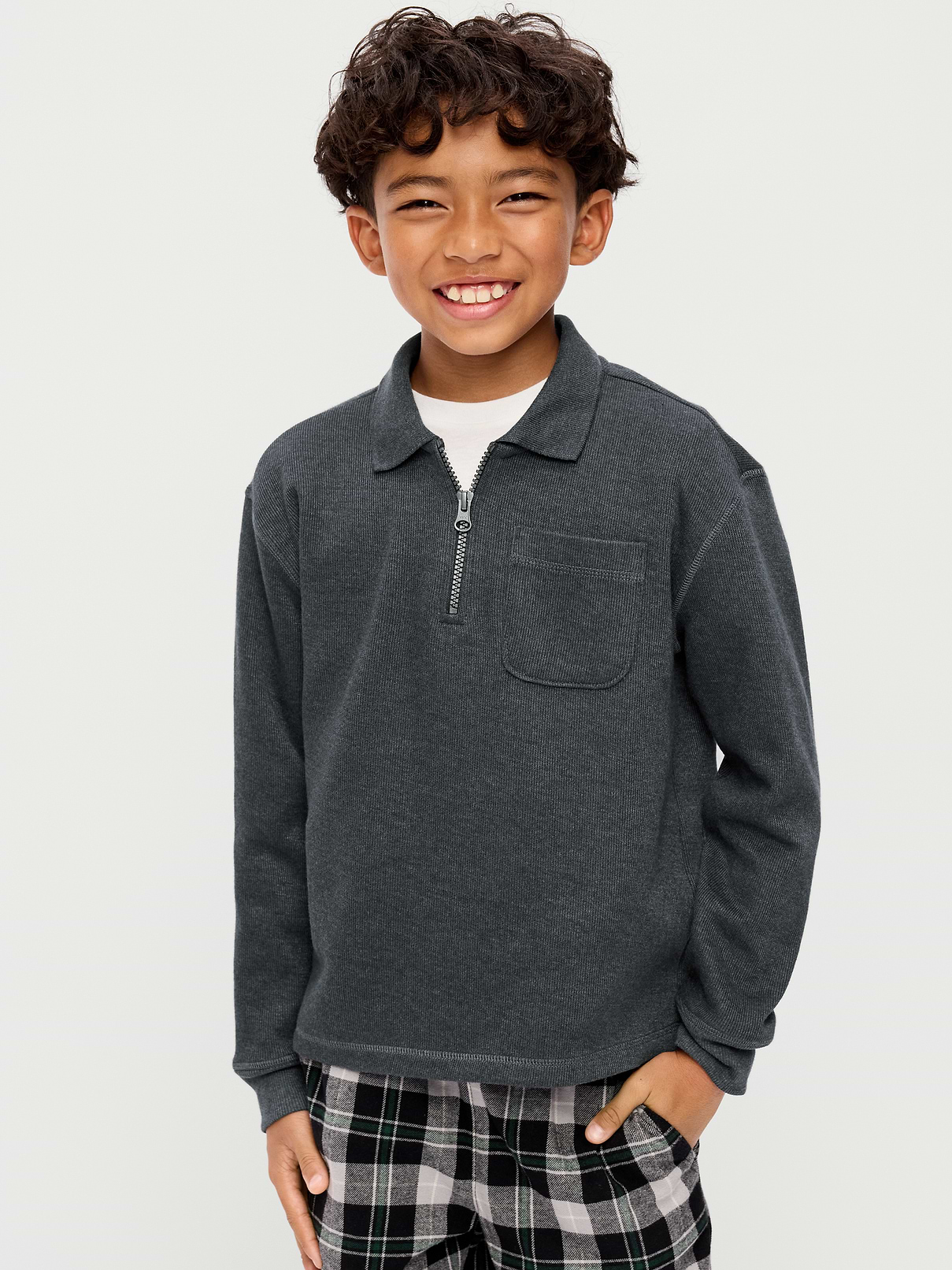 Image 1 of 3, pointed collar, quarter-zip, long sleeves, drop shoulders, pocket at chest, Product #1182736