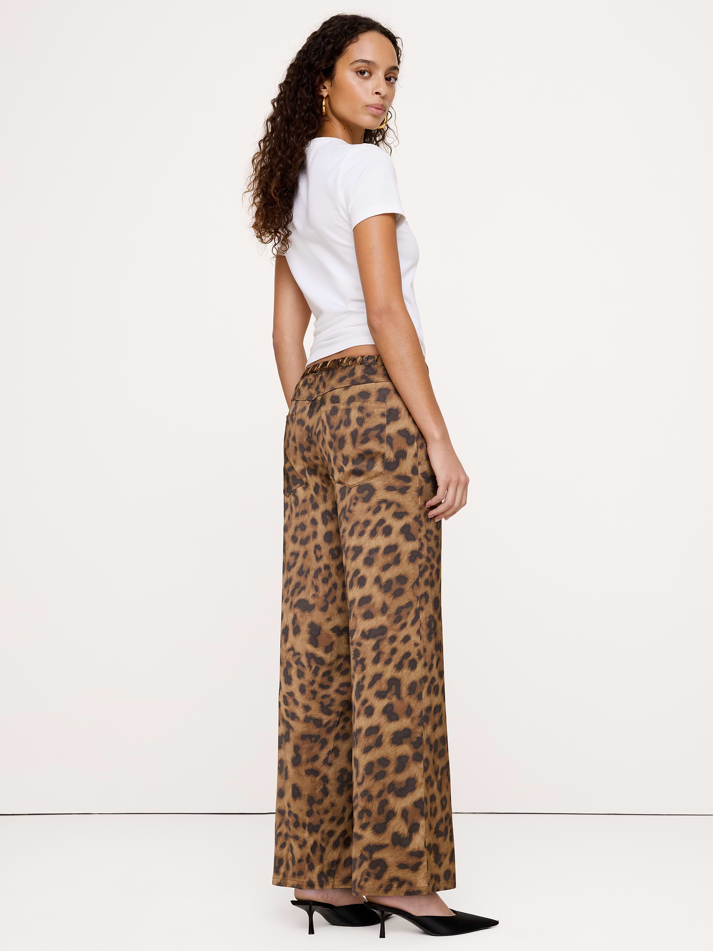 Image 3 of 8, The Studio Wide-Leg Drawstring Pant in Stretch-Satin