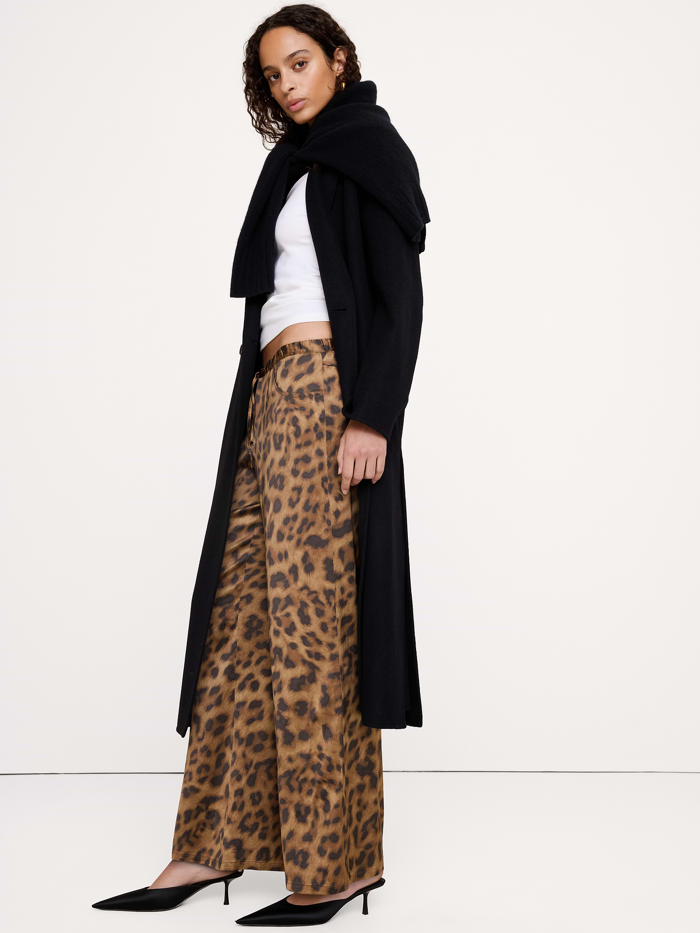 Image 4 of 8, The Studio Wide-Leg Drawstring Pant in Stretch-Satin