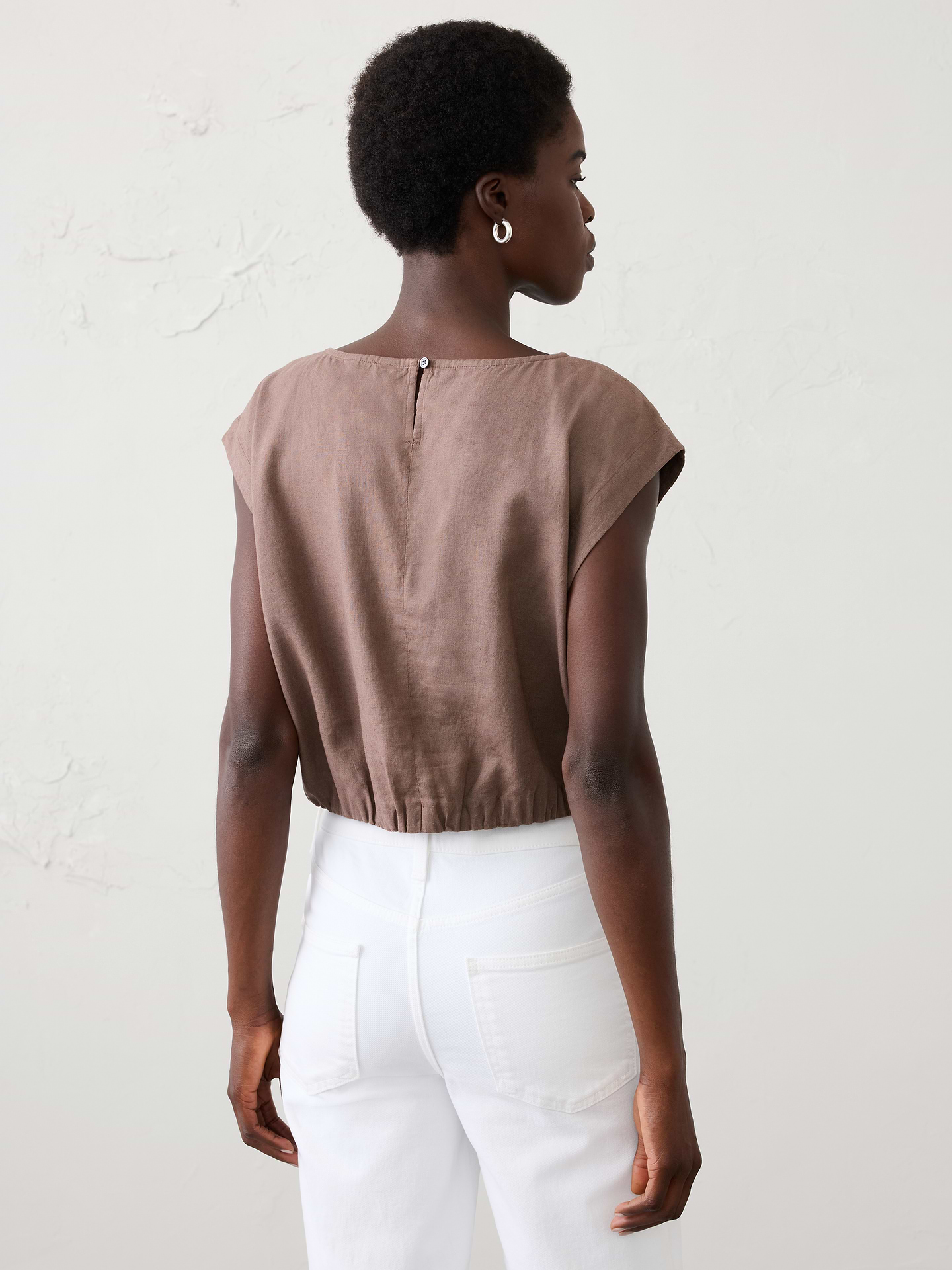 Image 2 of 4, Linen-Blend Cropped Top
