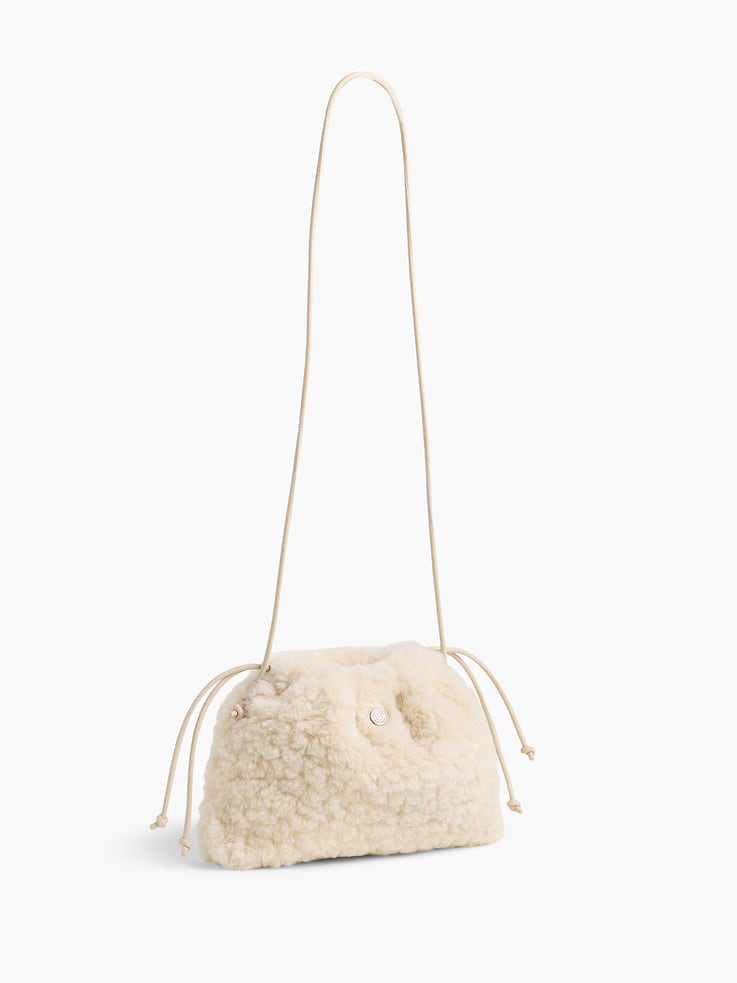 Image 3 of 6, Sherpa Pouchette