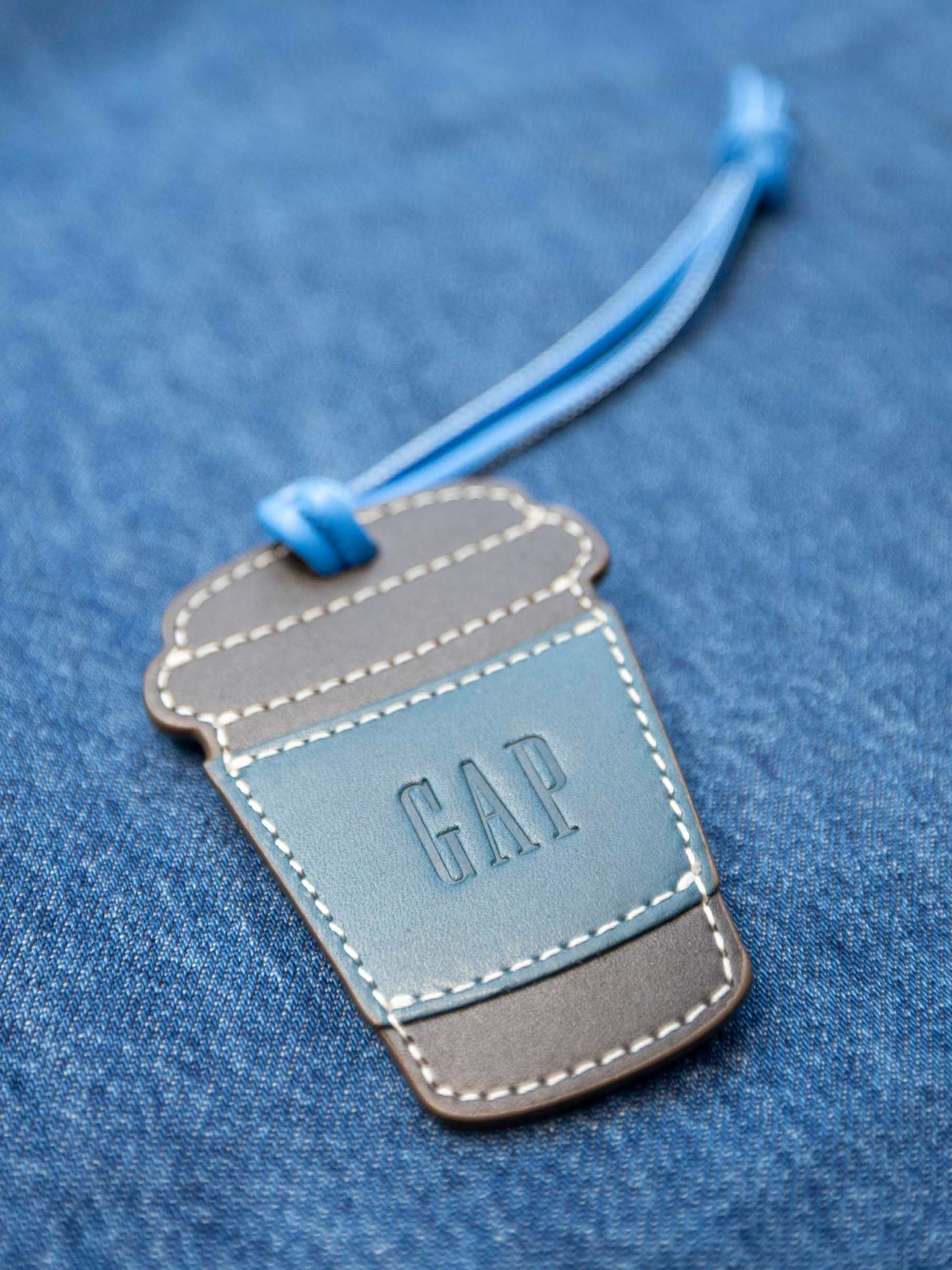 Image 2 of 2, Exclusive Gap NYC Bag Charms