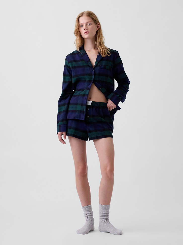 Image 1 of 4, Our softest flannel ever. Double washed for extra softness. Fully relaxed for easy comfort. Universally perfect for absolutely everyone., Supersoft flannel pajama boxer shorts., Elasticized waist with faux button fly and Gap label at front., Allover print., Made with 50% Protocol cotton verified by the U.S. Cotton Trust Protocol, a program which works with farms committed to improving their environmental footprint by minimizing water usage and improving soil health (Claim No. 10127)., Shop matching PJs for all., Product #913336