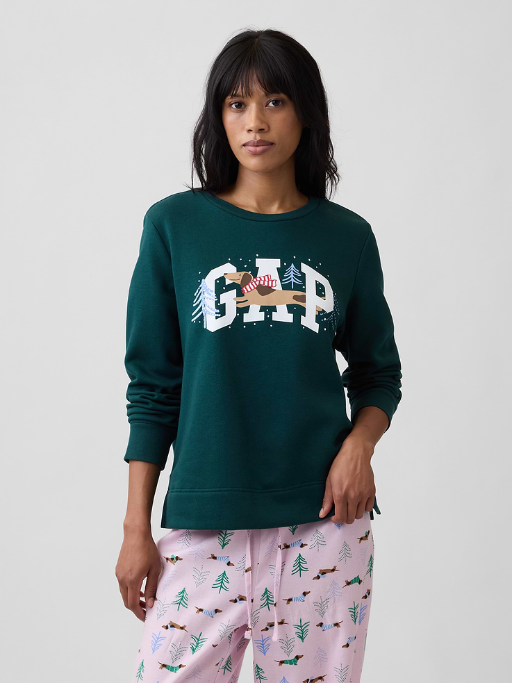 Image 1 of 5, Made with 42% recycled cotton. Compared to virgin materials, using recycled materials helps reduce resource use and waste., Soft, comfy fleece., Dropped shoulder, long sleeves with banded cuffs., Crewneck., Gap logo at front., Banded hem., Product #814059