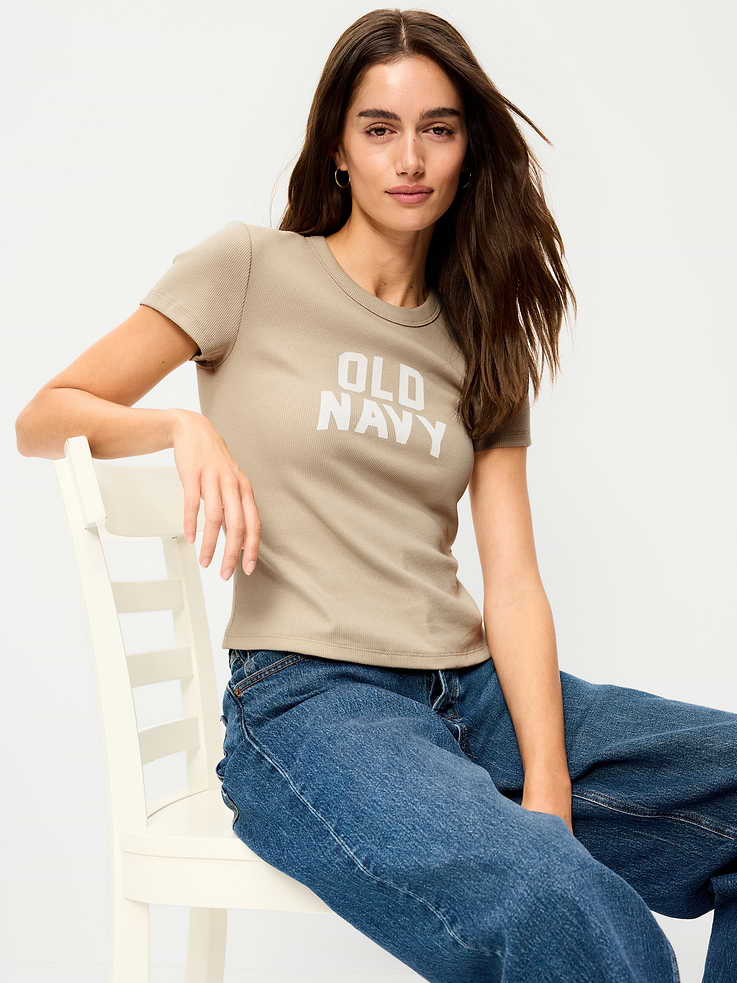 Image 3 of 7, Snug Graphic T-Shirt