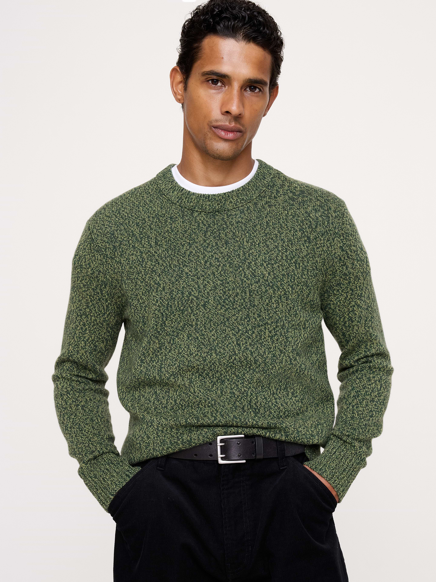 Image 1 of 8, We kept a classic fit for this crew-neck sweater, opting for a base of breathable cotton, blended with cashmere for softness and warmth. This one employs a marled yarn we love for its vintage vibes., Standard fit: A straight and easy fit., Fabric from Italy's Millefili mill., Crew neck., Straight him., Product #907506