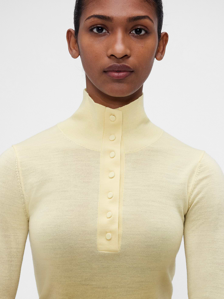 Image 4 of 6, Gap × Victoria Beckham Merino Turtleneck Sweater