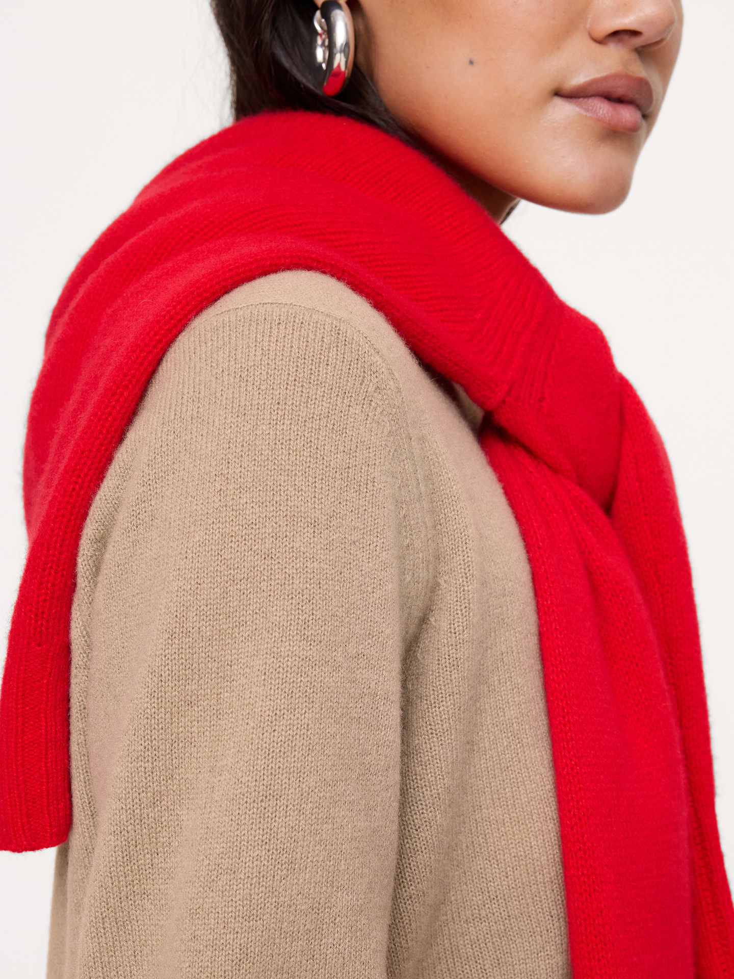 Image 4 of 8, Lightweight Cashmere Crew-Neck Sweater