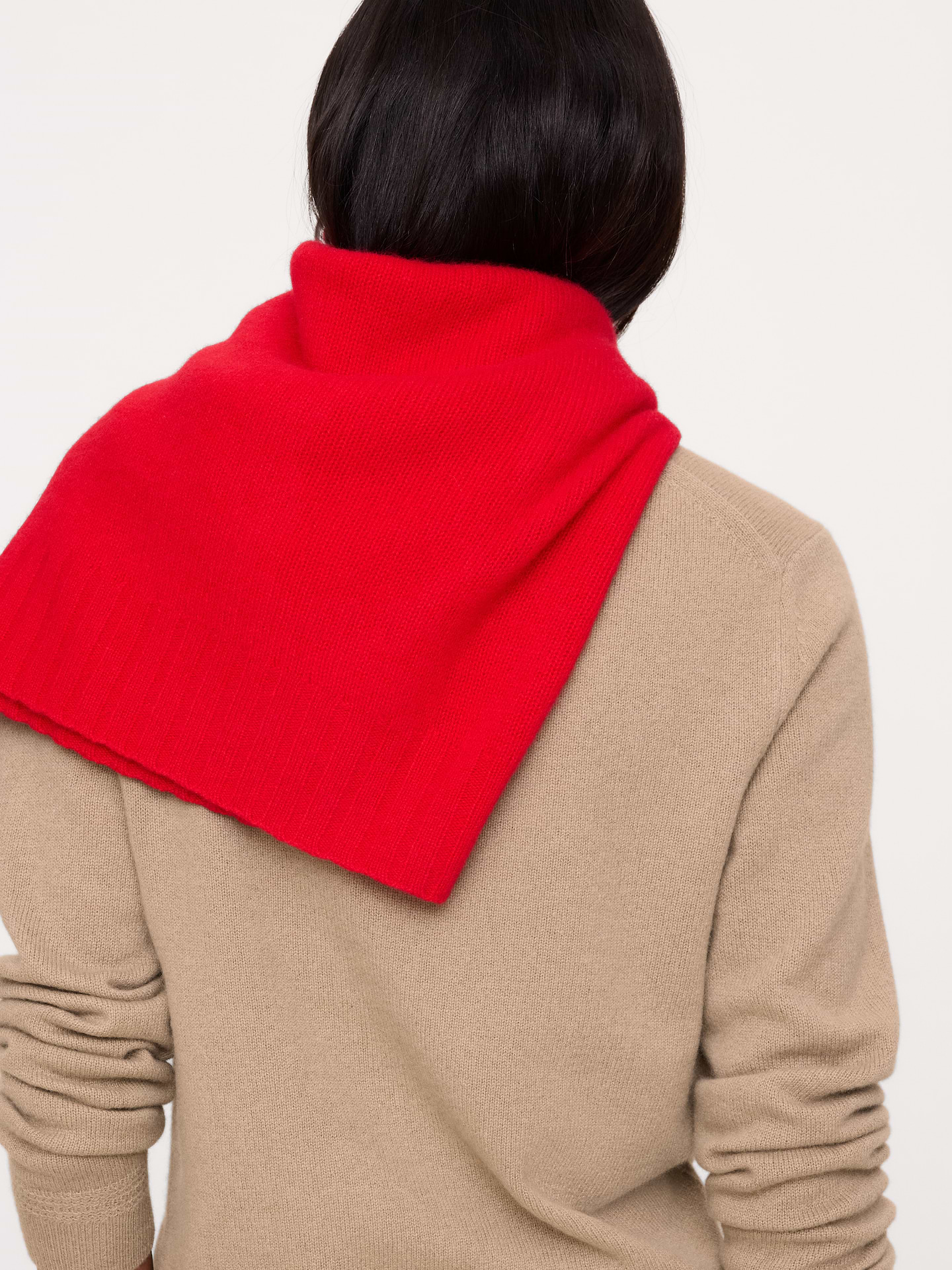 Image 3 of 8, Lightweight Cashmere Crew-Neck Sweater