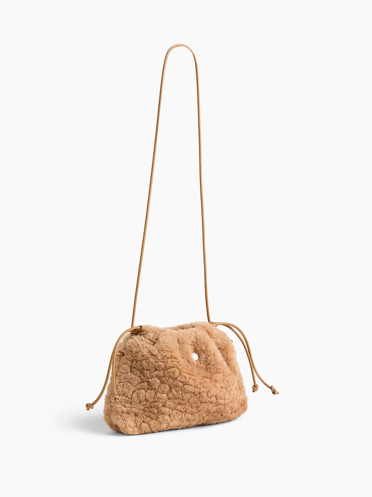 Image 3 of 6, Sherpa Pouchette