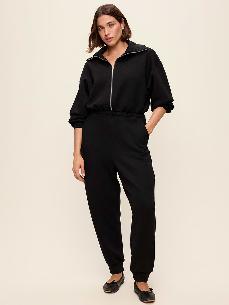 Image 1 de 7, Molleton raffiné. Un fini lisse et frais au toucher pour une tenue soigneusement décontractée en toute occasion., Col entonnoir., Fermeture à demi-glissière., Manches longues., Poches sur les coutures., Extrémités en tricot côtelé., Produit #903716