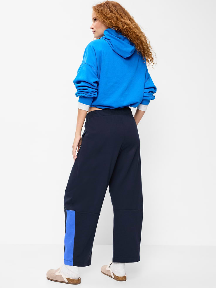 Image 3 of 9, Mid-Rise SoComfy Barrel Sweatpants
