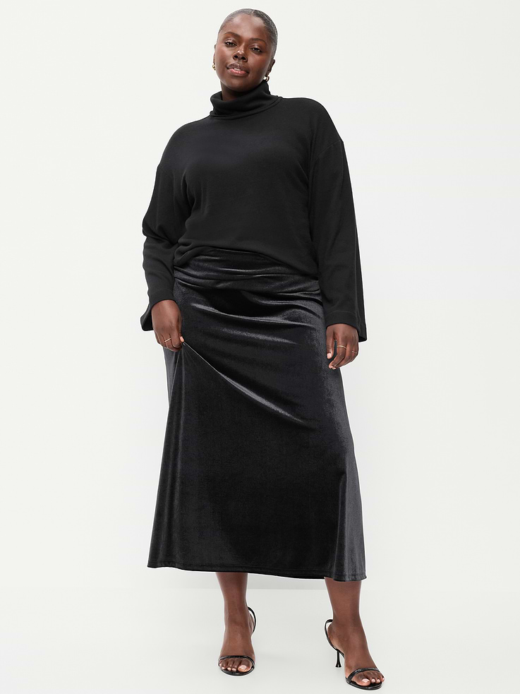 Image 5 of 6, Velvet Mid-Rise Ruched Maxi Skirt