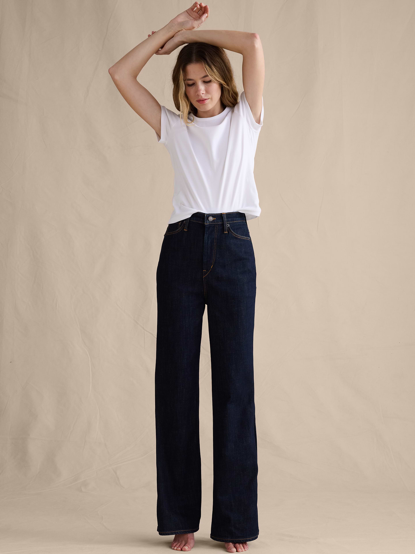 Image 4 of 8, The Icon Classic Wide-Leg Jean