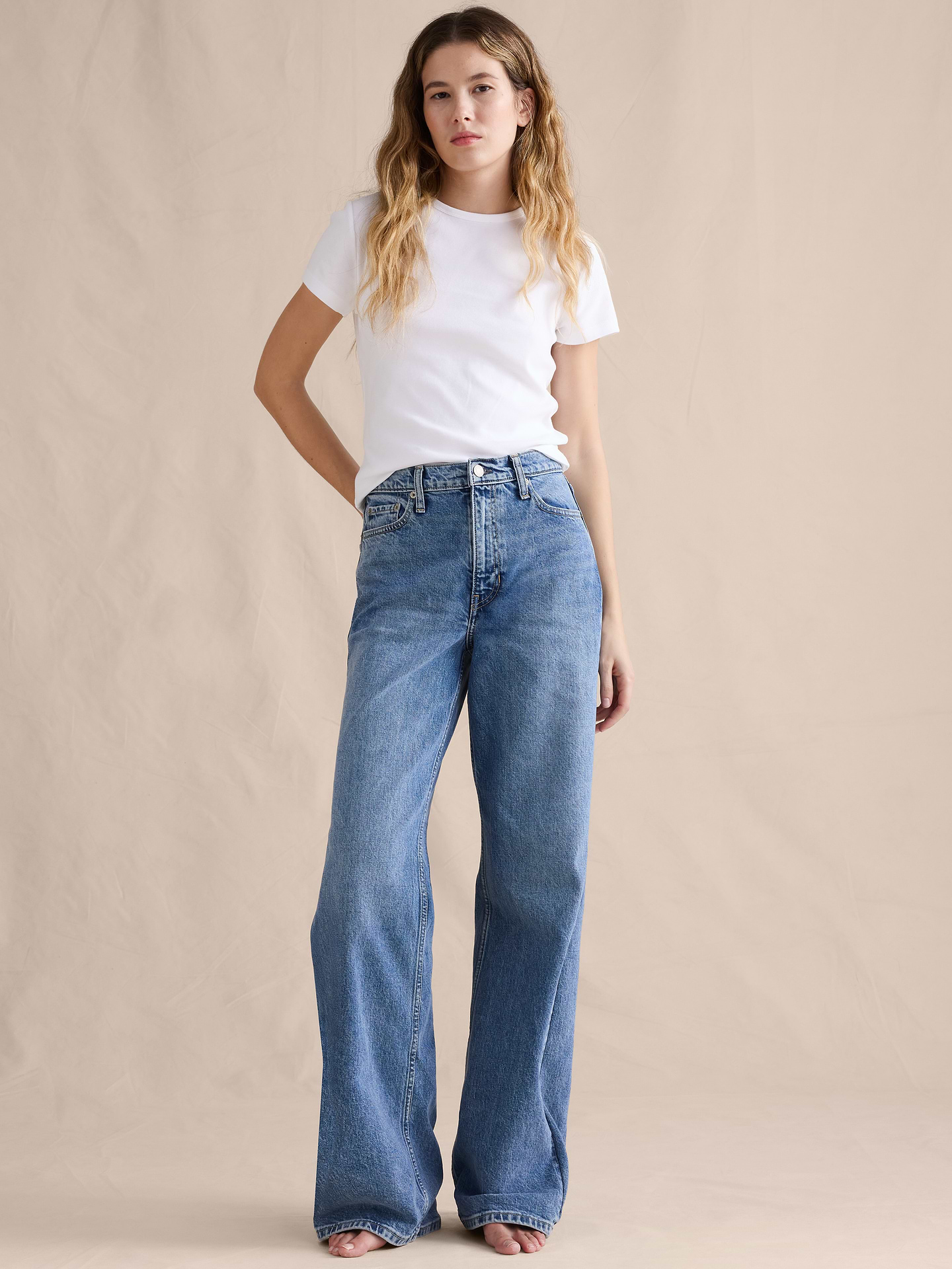 Image 5 of 8, The Icon Classic Wide-Leg Jean