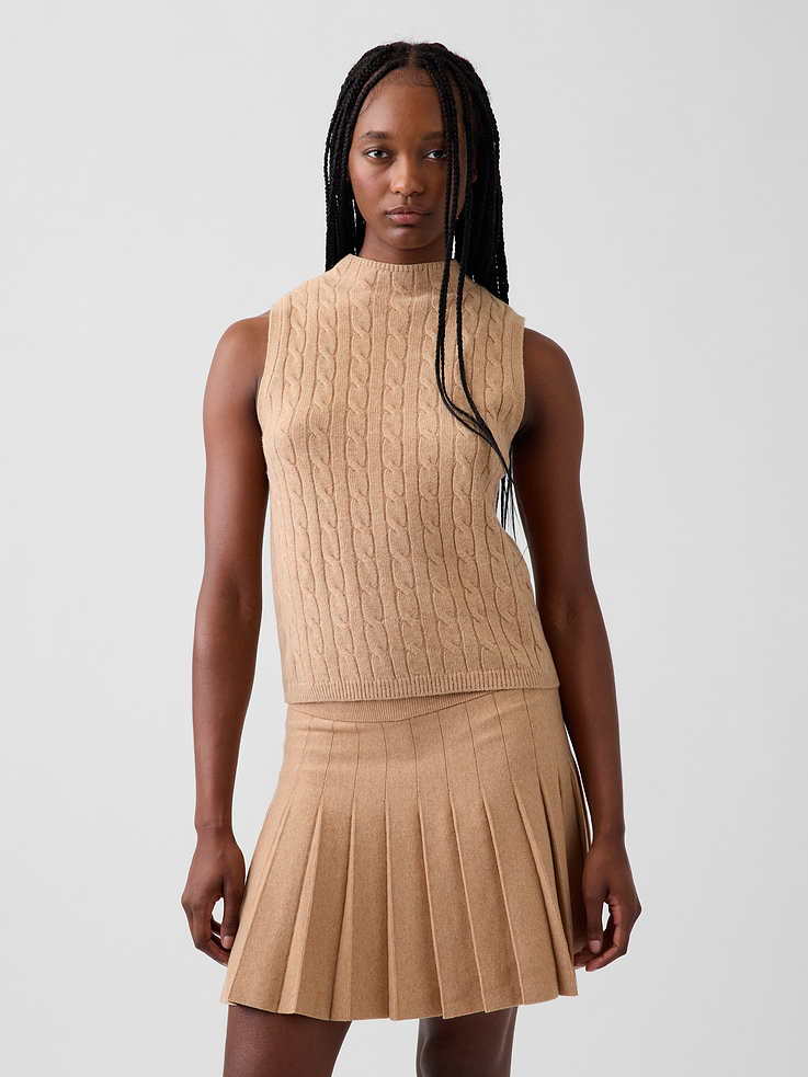 Image 1 of 5, Supersoft, cable-knit cotton-blend sweater vest. In a slightly cropped length., Mockneck., Sleeveless., Ribbed hem., Product #1185079