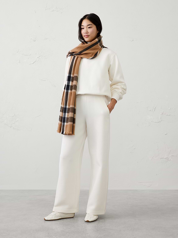 Weekender Wide-Leg Mid-Rise Pull-On Pant