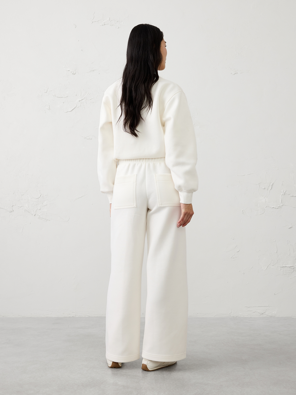 Weekender Wide-Leg Mid-Rise Pull-On Pant | Banana Republic Factory