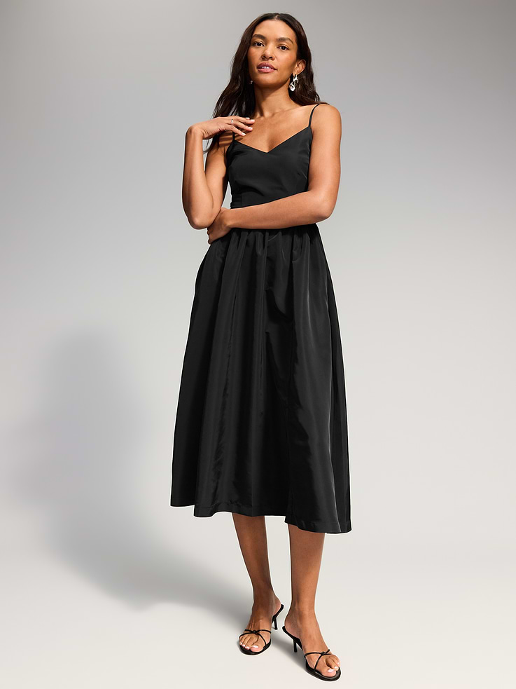 Image 1 of 10, v-neck, sleeveless, adjustable straps, seamed bodice, smocked back panel, gathered waist, on-seam side pockets, Product #1196183