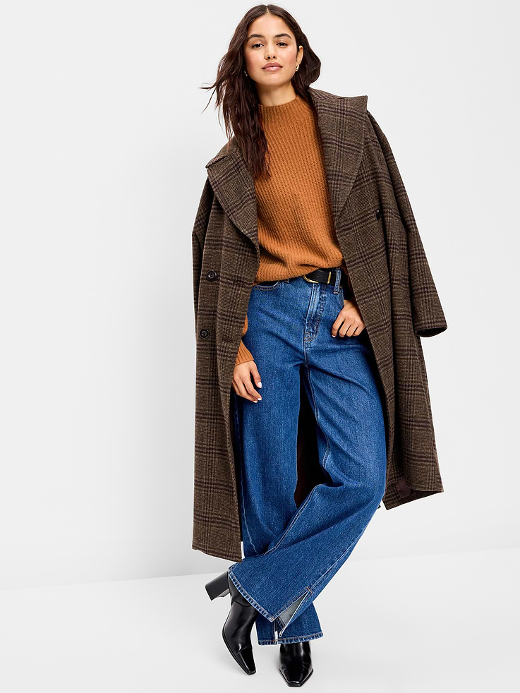 Image 3 of 6, SoSoft Mock-Neck Shaker Sweater