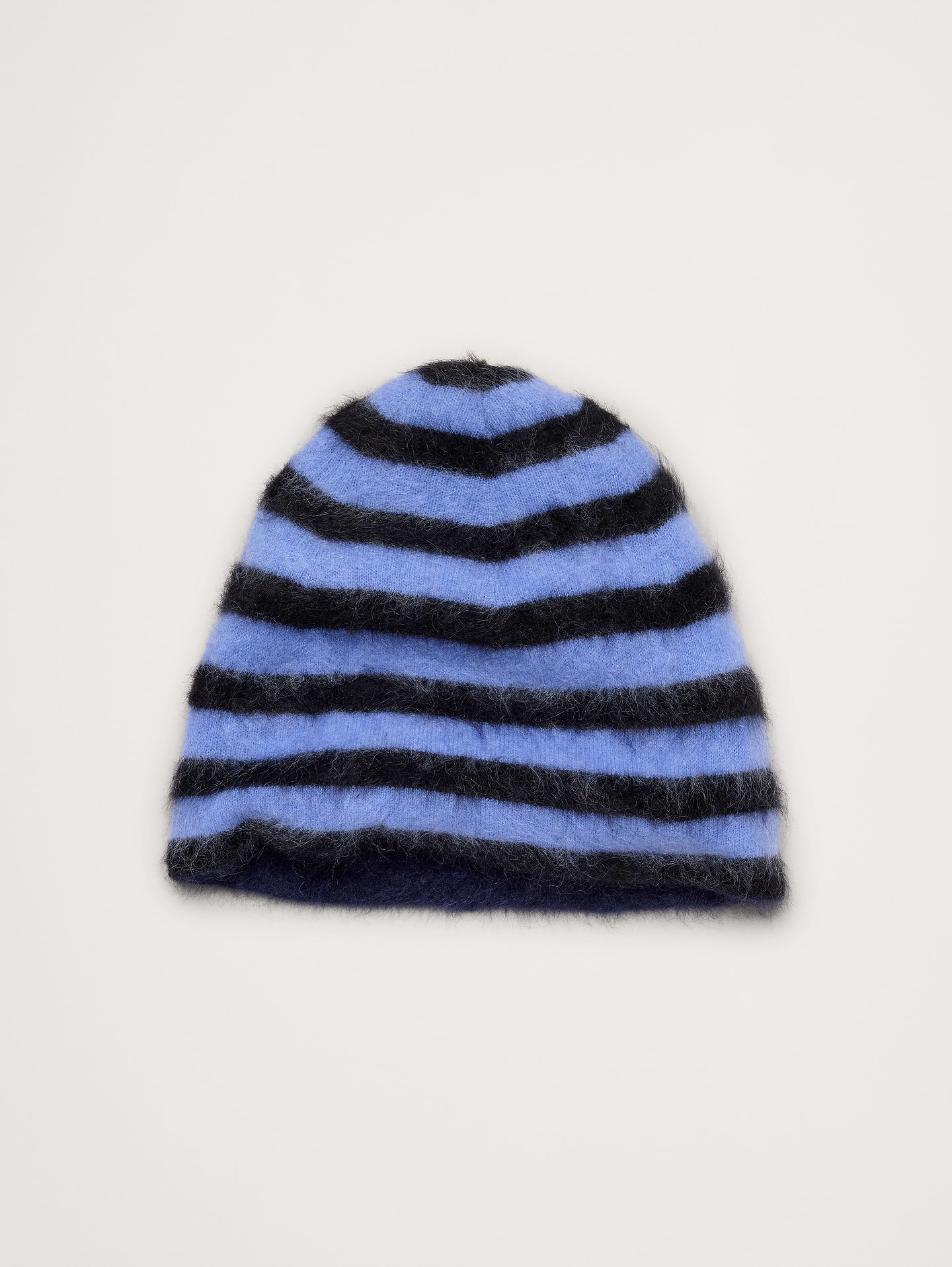 Image 5 of 8, Banana Republic x Zankov | Jules Reversible Cashmere Beanie