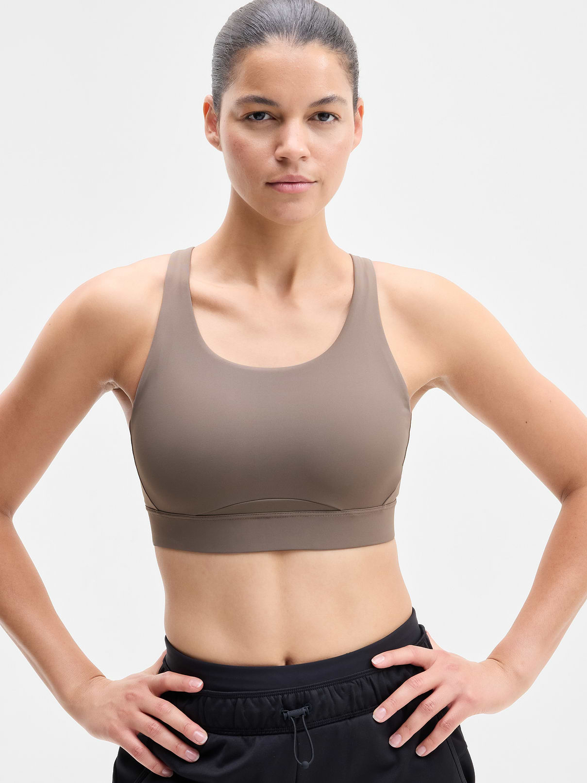 Image 1 of 3, BEST FOR CARDIO: run + train + HIIT, IMPACT: Medium-impact workouts, best for A-C cups, FEEL: PowerMove fabric is sleek, weightless, and helps keep you cool with quick-drying properties, FAVE: Stay-put straps and shaping seams for a secure, sculpted fit, Built-in pockets with removable pads for optional coverage, Removable pads hold their shape from wash to wear, Lined with PowerMesh for breathable, sheer-proof coverage, Easily pairs with the Empower Mastectomy Bra Insert, Product #413272