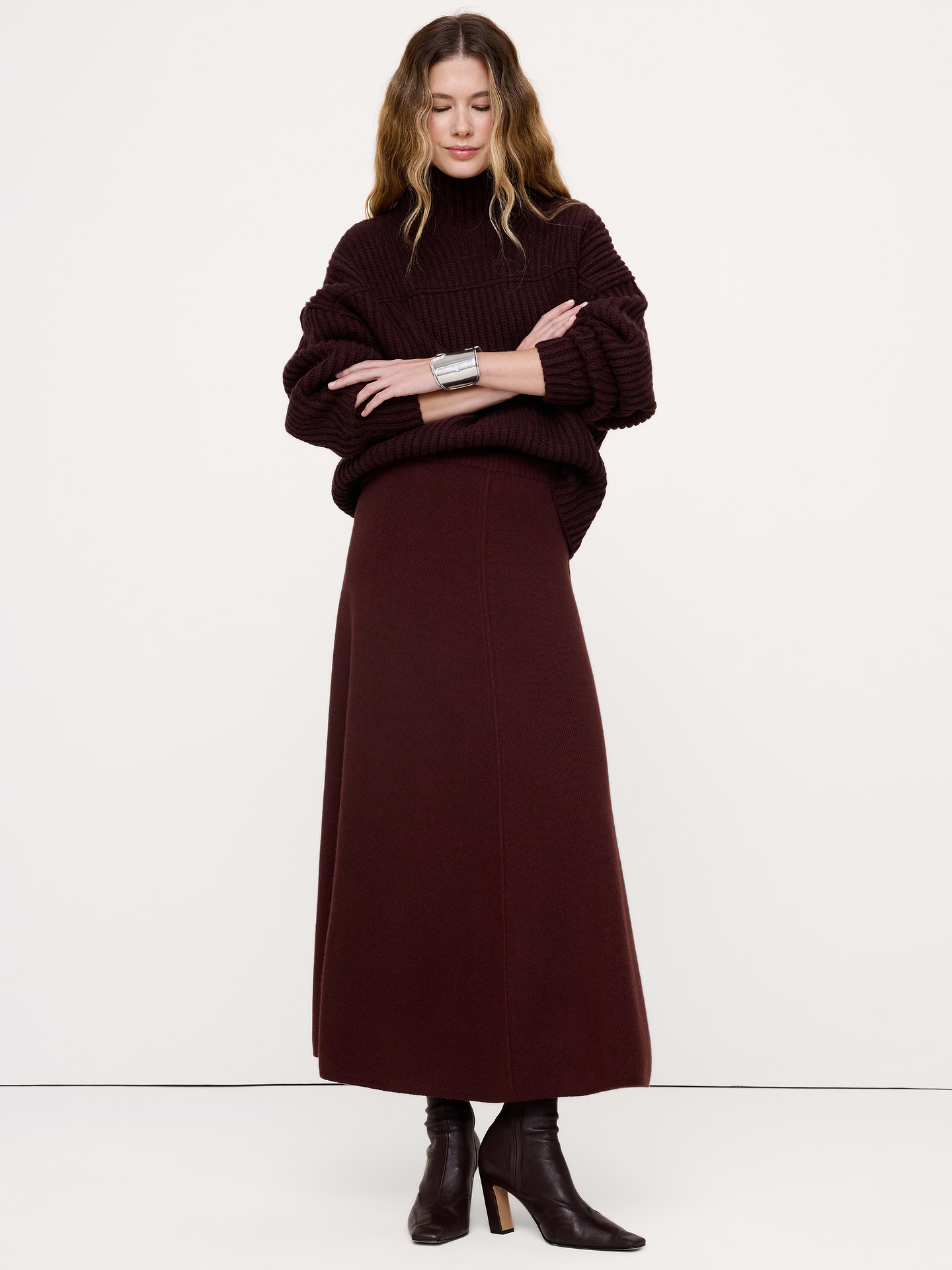 Image 1 of 5, We're dreaming of a warm sweater skirt to carry us through cool weather. Enter, this A-line number, knitted in soft blend of wool and breathable cotton., A-Line fit: High rise. Fitted waist with a flare silhouette., Elastic waistband (pull-on design)., Unlined., Product #1182113