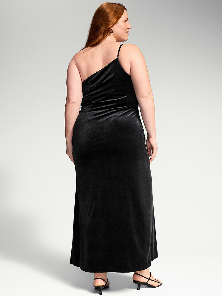 Image 10 de 10, Robe mi-longue ruchée à une épaule dénudée en velours Moments signés Old Navy