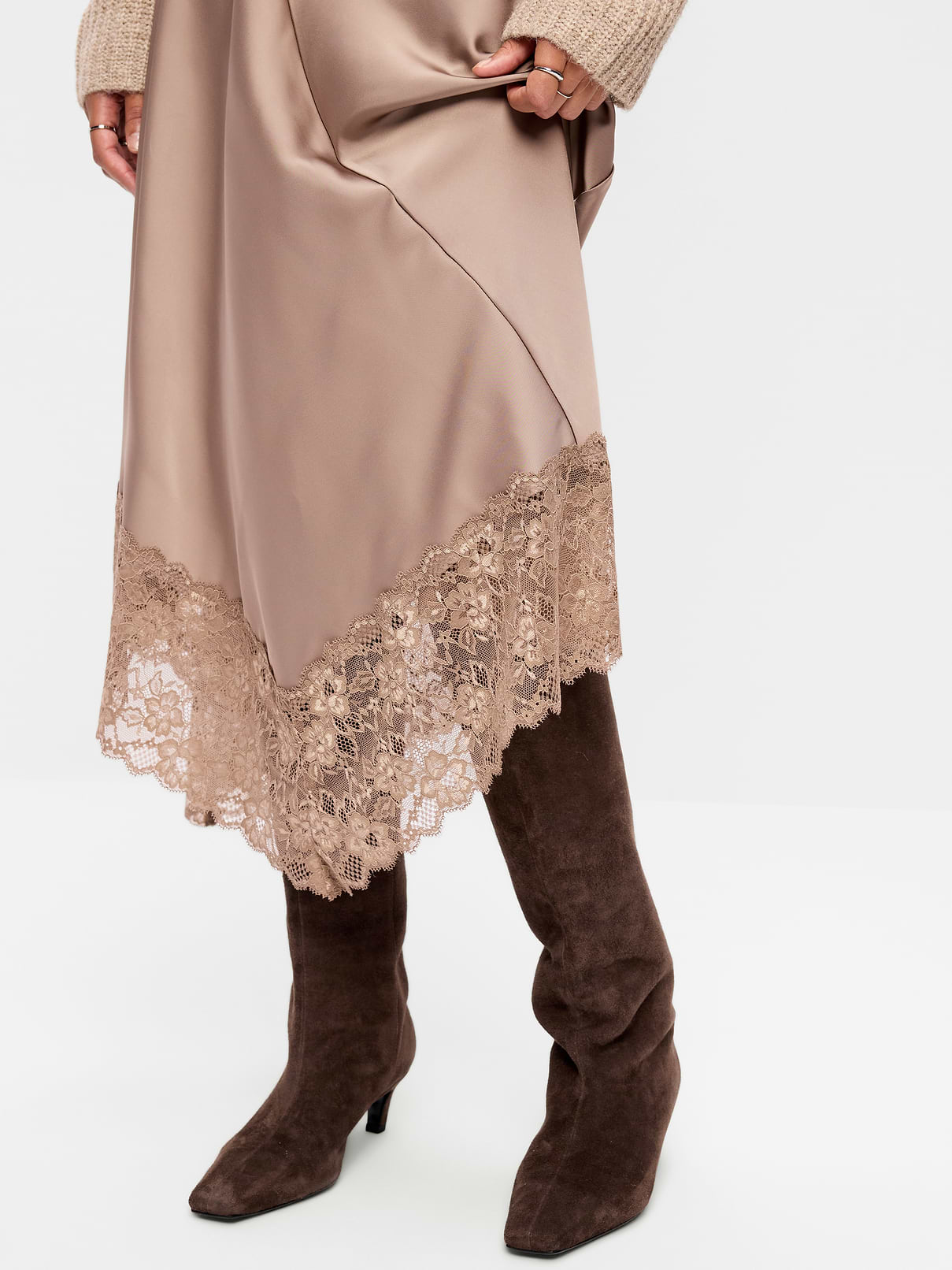 Image 5 of 7, Satin Asymmetrical-Hem Midi Skirt, New