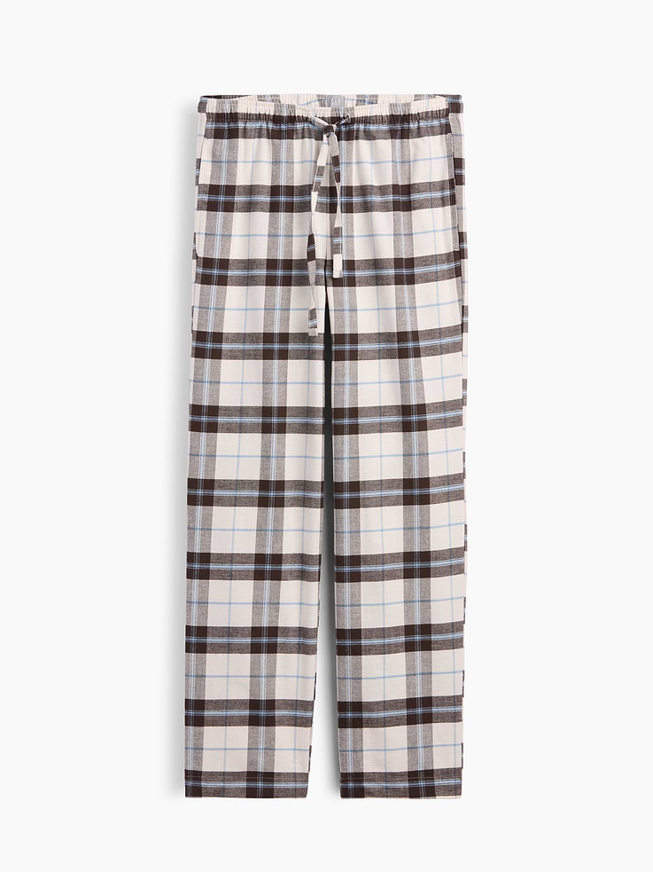 Image 1 of 3, Our softest flannel ever. Double washed for extra softness. Fully relaxed for easy comfort. Universally perfect for absolutely everyone., Elasticized waist. Certain styles have drawcords or foldover band with Gap logo at front., Side on-seam pockets., Allover print., Shop matching PJs for all., Product #915780