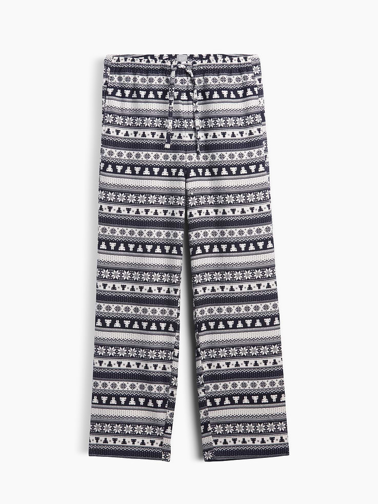 Image 1 of 3, Our softest flannel ever. Double washed for extra softness. Fully relaxed for easy comfort. Universally perfect for absolutely everyone., Elasticized waist. Certain styles have drawcords or foldover band with Gap logo at front., Side on-seam pockets., Allover print., Shop matching PJs for all., Product #915780