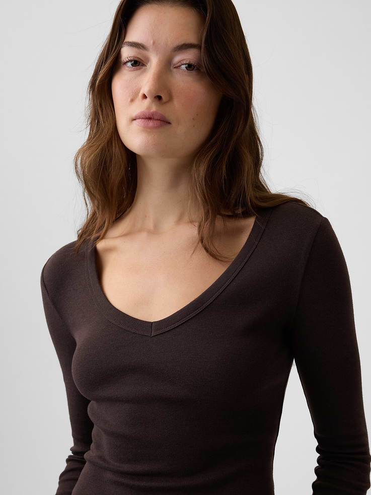 Image 4 of 5, Modern Ribbed V-Neck T-Shirt