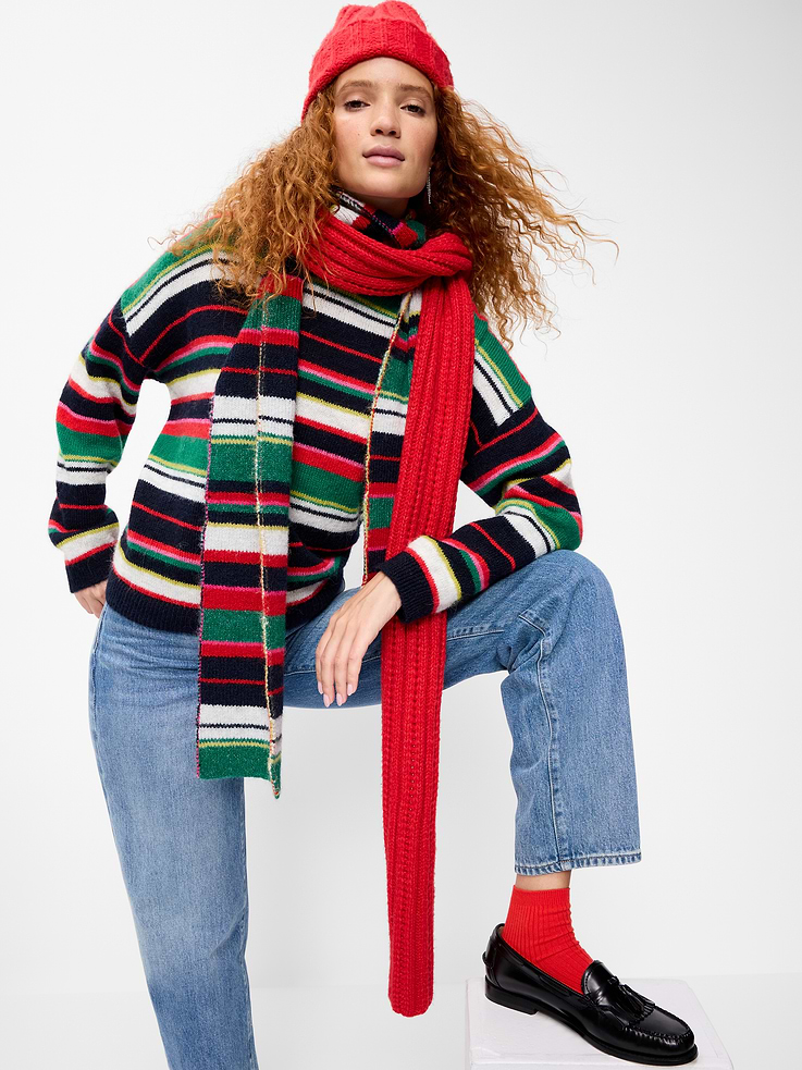 Image 3 of 5, Loose Cozy Wool-Blend Crew-Neck Sweater